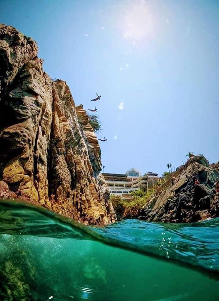 ACAPULCO_GROMX's tweet photo. #Acapulco soleado y divertido para este fin de semana 👌🏾 https://t.co/bnytcV0rI7