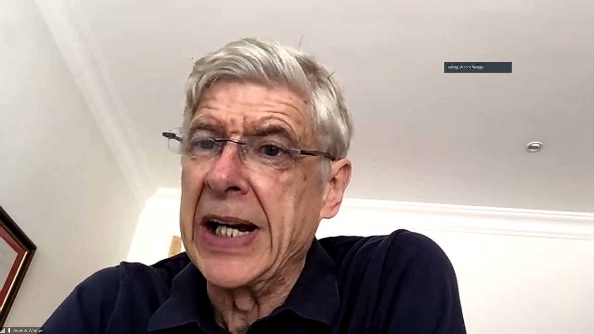 sportCIES's tweet photo. A special thank you to our @sportCIES FIFA Master 2⃣0⃣th edition class Patron and @FIFAcom Chief of Global Football Development, Mr Arsene Wenger, for joining our virtual graduation 👩‍🎓👨‍🎓🎓 ceremony today! 🙌 ⚽️ https://t.co/KleQUpqw10