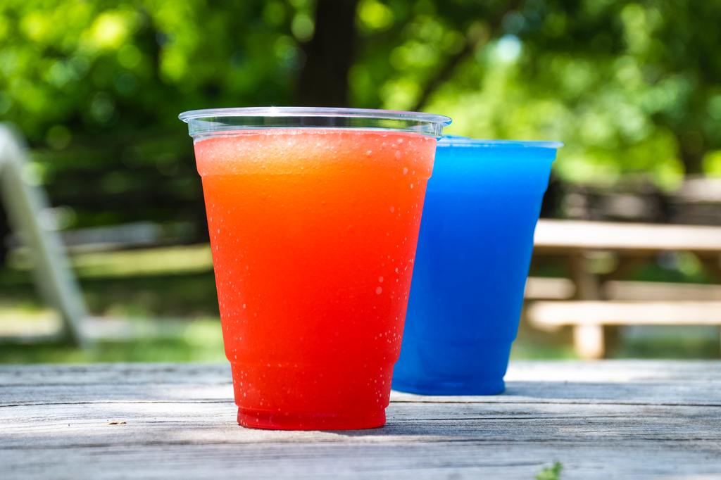 ConnerPrairie's tweet image. Stop by Conner Prairie today and have lunch at the Café! 🍔🍏

Order anywhere and receive a text when it’s ready! View our menu from your phone: bit.ly/3exsCuJ

#ConnerPrairie #DiscoverCP