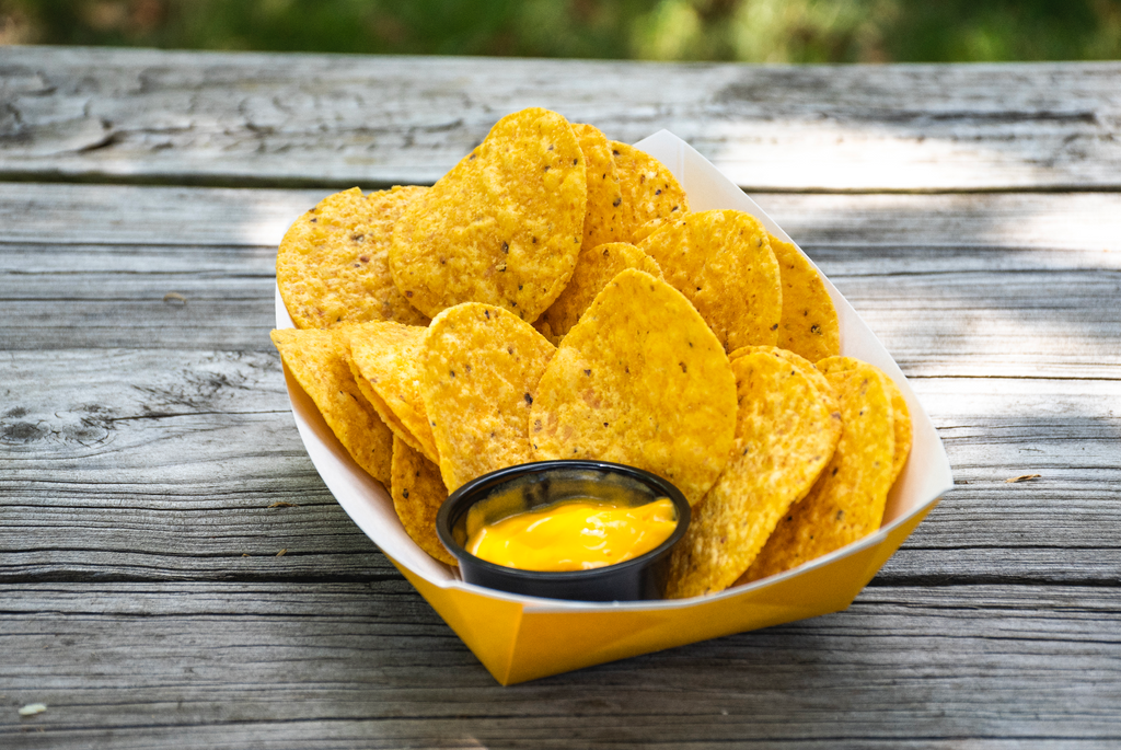 ConnerPrairie's tweet image. Stop by Conner Prairie today and have lunch at the Café! 🍔🍏

Order anywhere and receive a text when it’s ready! View our menu from your phone: bit.ly/3exsCuJ

#ConnerPrairie #DiscoverCP