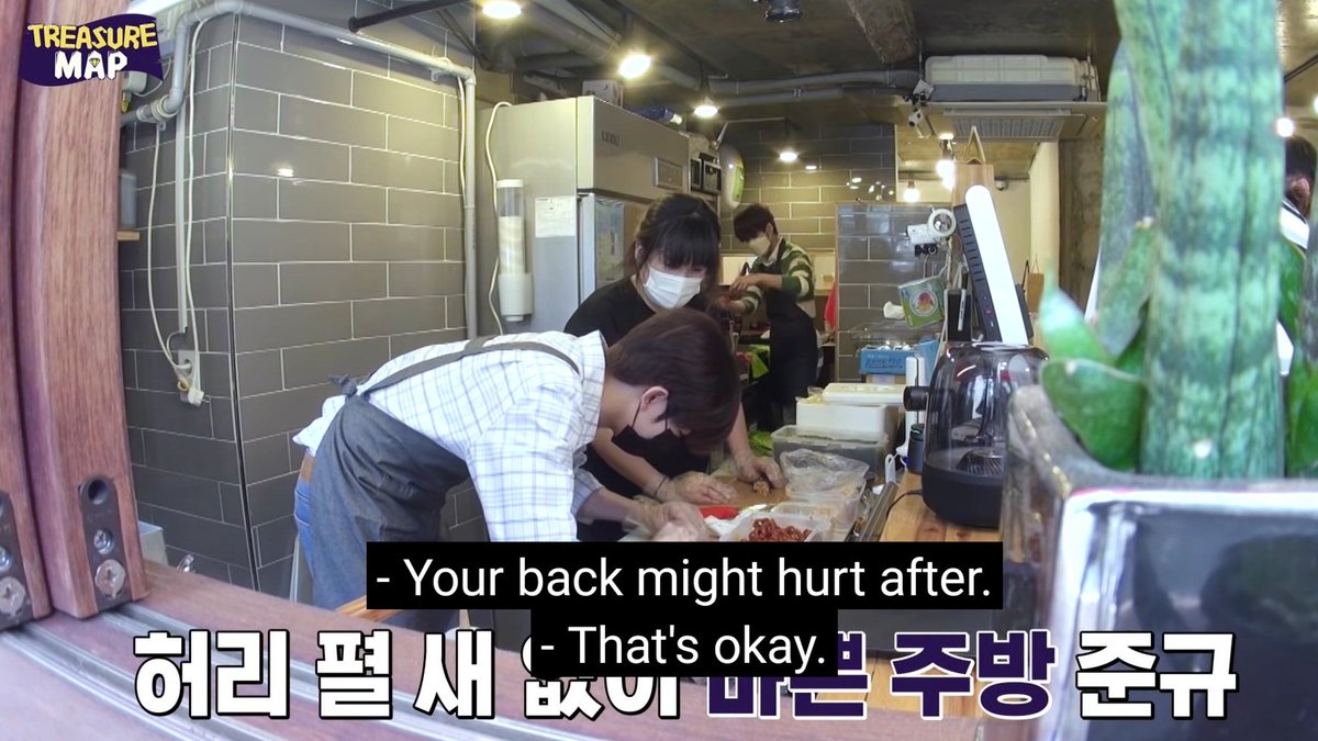in t-map ep 27 we just found out another side of junkyu's personality this boy worked so hard and v dedicated to everything he does. eventhough the part-time job was actually for a 'content' but we can see throughout the video how he was silent and focused almost all the time