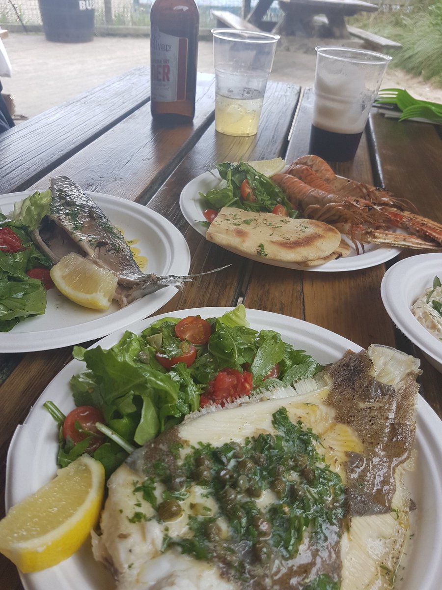 Harrys_Shack's tweet photo. Outdoor Fish BBQ all weekend &amp; NOW 

LANGOUSTINES 
LEMON SOLE 
MACKEREL 
COD CHEEK 

Until LATE https://t.co/czkOQqpD4o