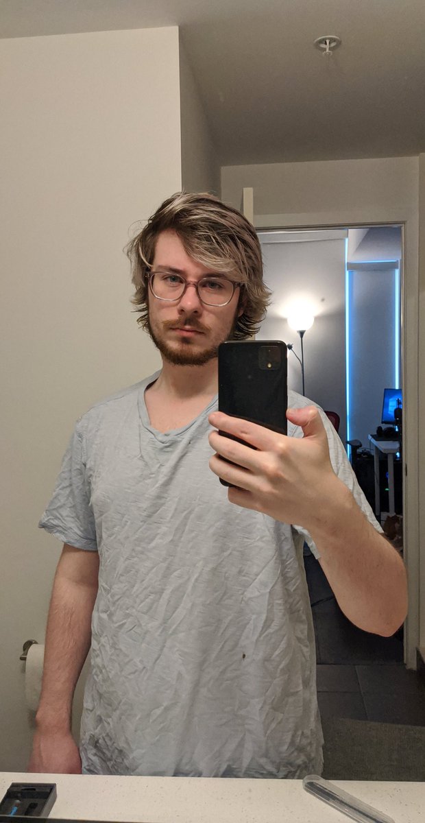 Surefour's tweet photo. Hair T H I C C again https://t.co/86jYd7YaXT