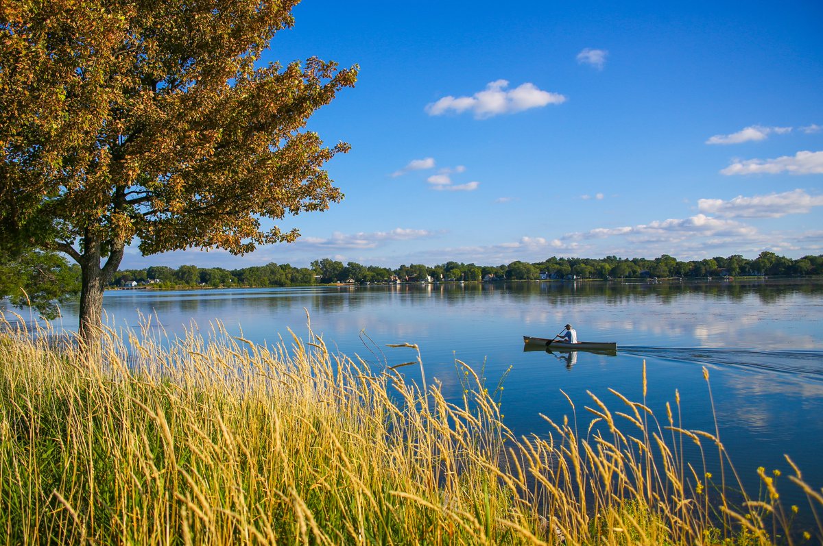 MahlerStaffing's tweet photo. Fun family with a vacation home on Pine Lake in Southeast Wisconsin (Waukesha County) would like to hire an experienced part-time Property Caretaker to care for their residence. For more info &amp; to apply, please visit: https://t.co/WZEdqWNpM3 https://t.co/5nvl2OyxMG