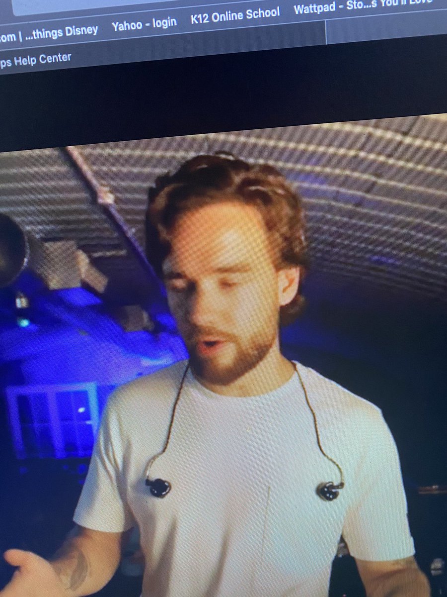 DNA_Love_Anchor's tweet photo. #LP1Show https://t.co/xfOy6vdejn