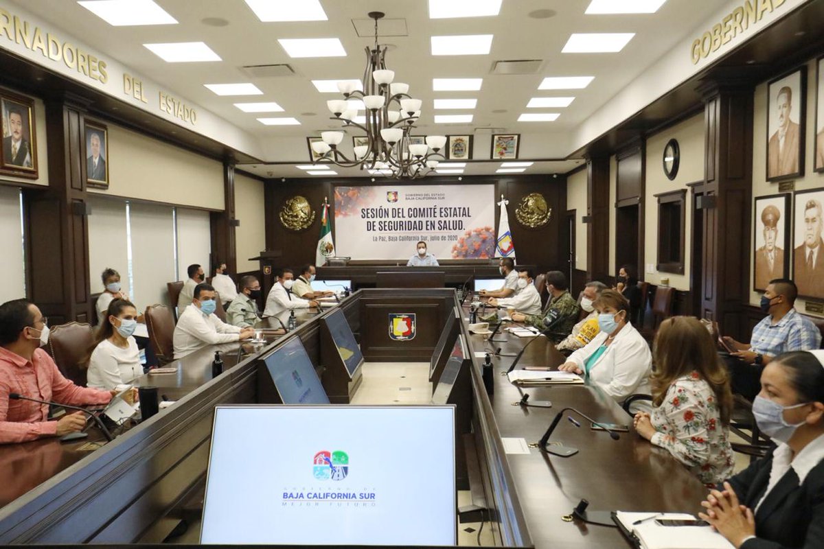 cmendozadavis's tweet photo. Amig@s: #BCS permanece en nivel 5 (crítico) del semáforo #COVID19. Así lo determinó hoy el Comité de Seguridad en Salud. Los contagios se incrementan. Las restricciones a actividades continúan. Recuerden #SanaDistancia #SiTeCuidasNosCuidas
Visiten: https://t.co/jIo96flnXe https://t.co/RD7ZYnF5cN