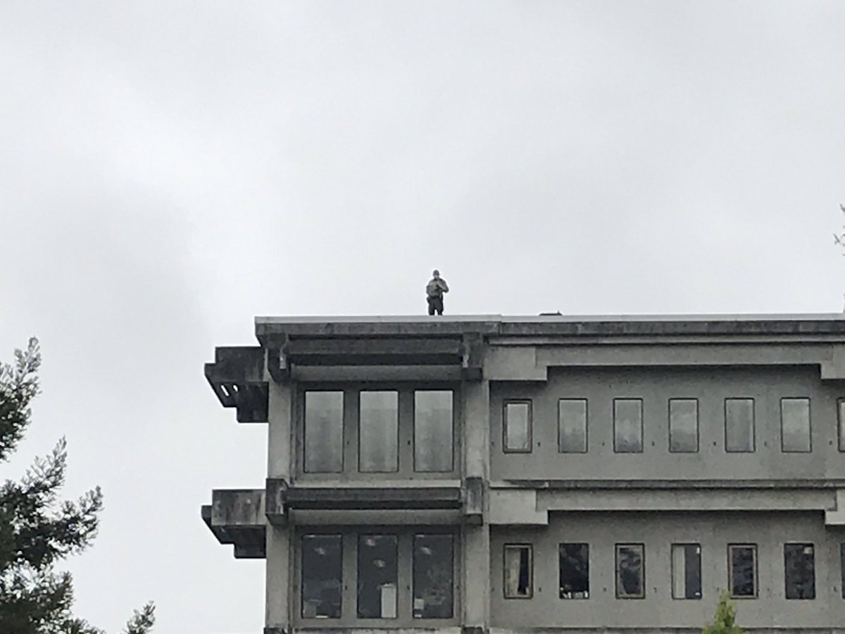 KSBWPhil's tweet photo. #Security is extremely tight for the arraignment of #StevenCarrillo this afternoon. The #SCGovtCenter & #CourtHouse are surrounding by a large contingent of officers https://t.co/UWnp5cLBC3