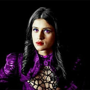 slytherinosborn's tweet photo. Ya estoy lista para la fiesta de máscaras.

🌹; #DL1erAniversario.

                —°—

🌹; #DraculeaLegacy. https://t.co/0yhhWbaCu3
