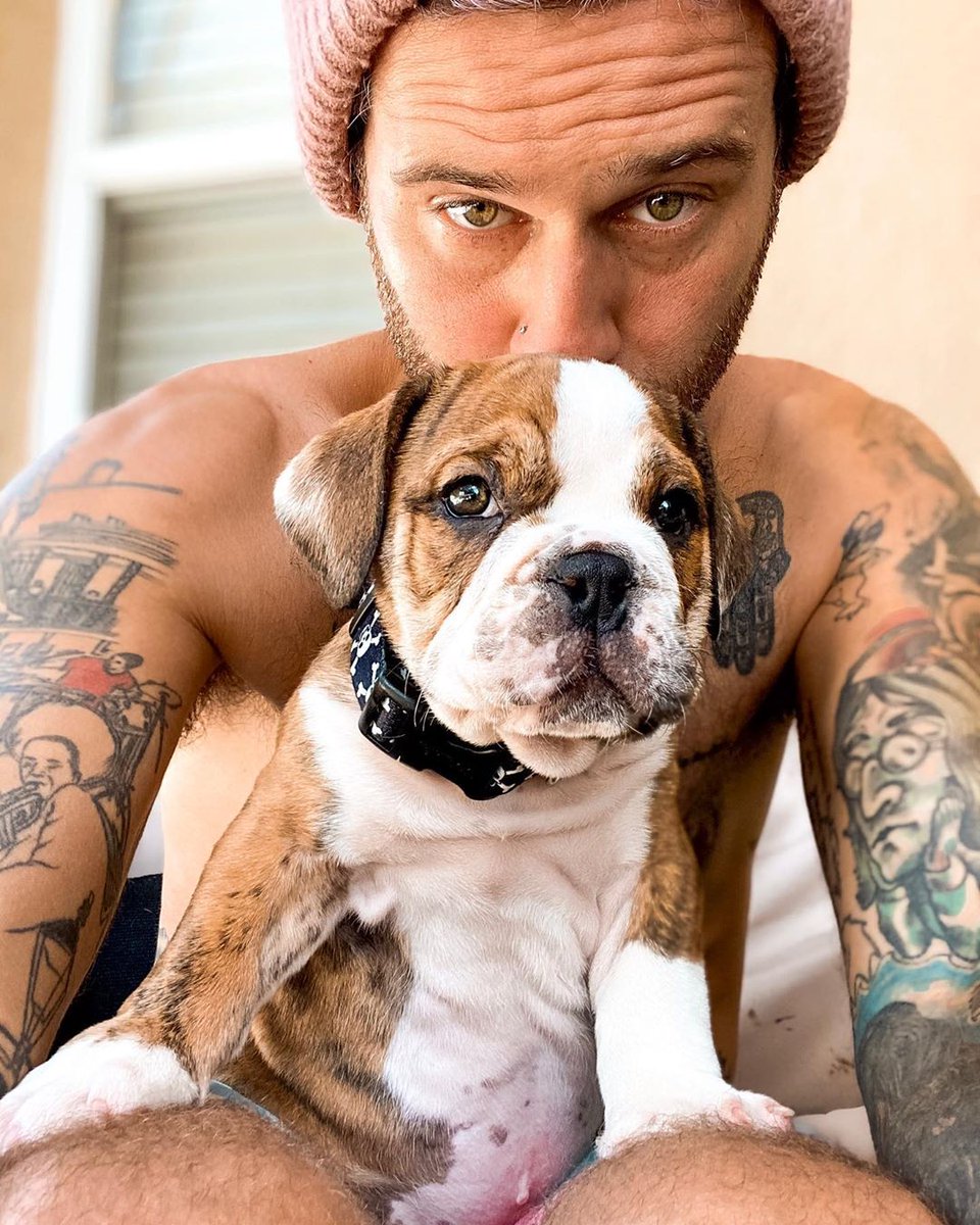 RyanCabrera's tweet photo. King of da Castle’s Sir Stanley Storm https://t.co/7XRDymMe3C