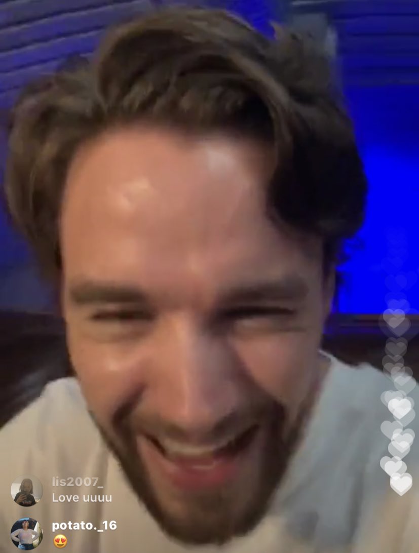 otbIover's tweet photo. he was so happy for this show, 
we’re really proud of you Liam! 
love you so much💙 

@LiamPayne #LP1Show https://t.co/PLfh9qg5yK