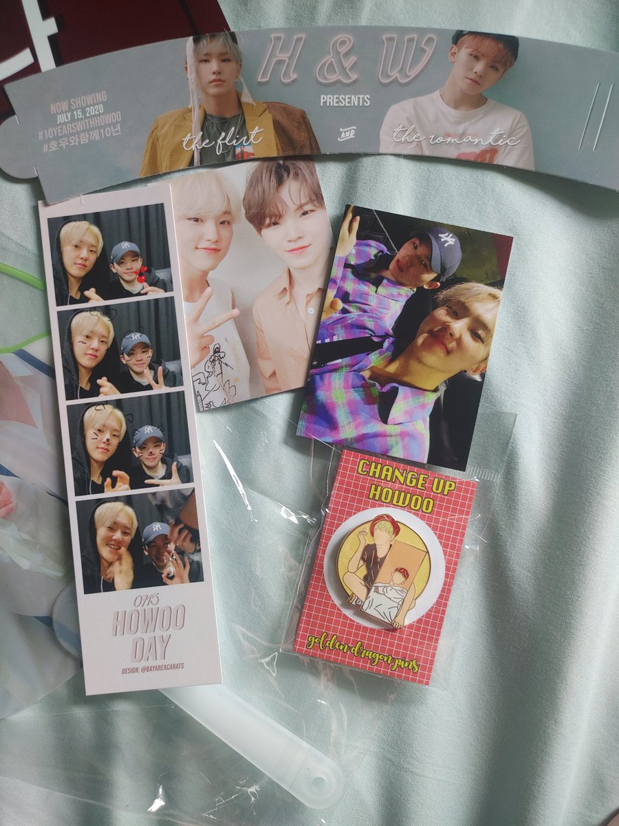 hangsang17carat's tweet photo. I love everything! I am super duper happy these arrived today, earlier than expected! I've been dreaming of getting #HoWoo merch for so long I dunno what to do with myself! Waaaaahhh!!! Thank you so much!
#HOWOODAYINUSA @10HowooCafe_NYC @goldendragonpin https://t.co/KgyaqSUZYE