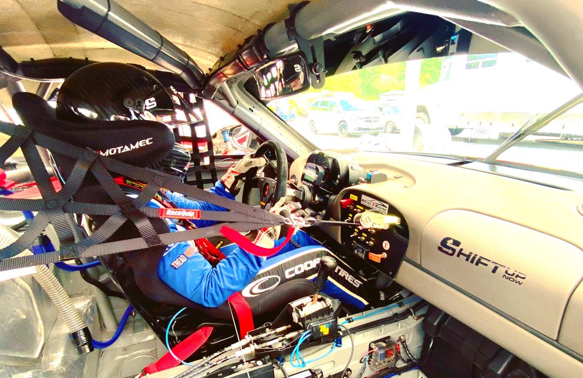 ShiftUpNow's tweet photo. #LetsGoLoni - @LoniUnser was back in for the final session, and she’s going to be the starter tomorrow for the #604 @Round3Racing #RoadWarrior on fresh @TeamCooperTire rubber! 🏁

#Motiv8ed #ShellVPower #ShiftUpNow #TeamCooperTire https://t.co/qjma2ppzXf