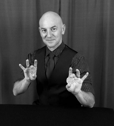 RedSpadeTheater's tweet image. Our VIRTUAL SHOW IS HERE! Be a part of a this unforgettable night of interactive magic. July 25th!

Enjoy the show from the comfort of your own home with a refreshing drink in one hand and a deck of cards in the other!

#virtualmagicshow
#datenight
#thingstodopandemic