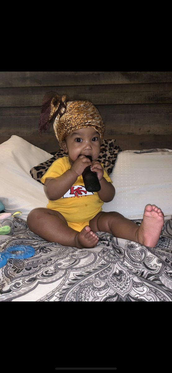 _casualcam's tweet photo. @Mathieu_Era How many retweets for a signed jersey for my babygirl?! #ChiefsKingdom #HoneyBadger #MathieuEra https://t.co/ztyzNRMHfl
