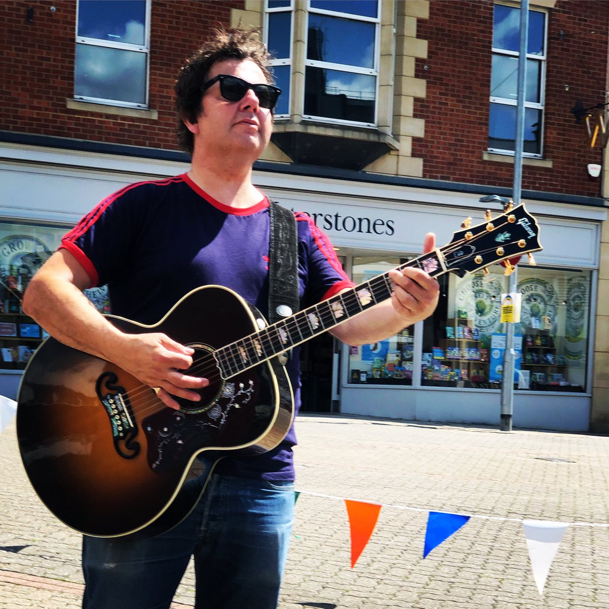 I had a wonderful time performing at the Clock tower, @ThisisKettering as part of the Stay Safe Shop Local Intiative. See you on Saturday 25th July 2020. 
#towncenterpartnership
#staysafeshoplocal  #kettering  #musicdunc #livemusic #singerguitarist #letthemusicplay