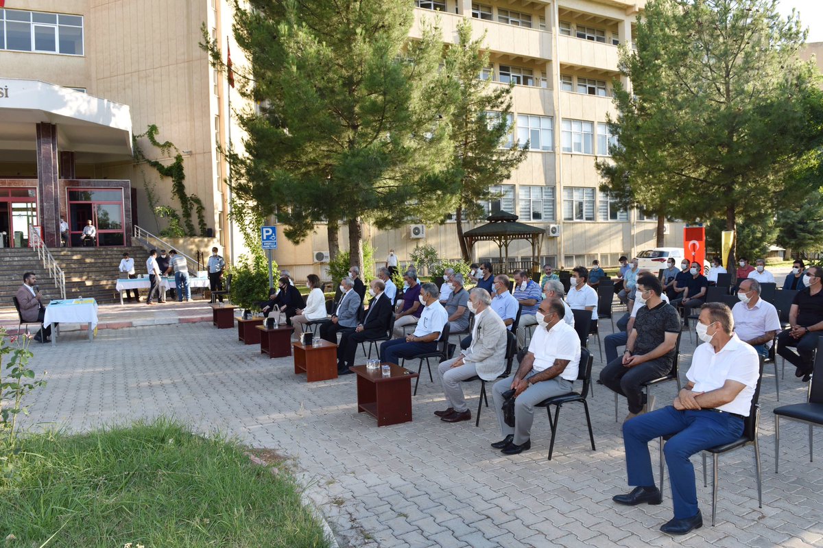 dicleuni1973's tweet photo. Dicle University commemorated the July 15 Martyrs with prayers.

https://t.co/shr0ZW7OVn
#memory #15July #DicleUniversity https://t.co/GtDX625MK9