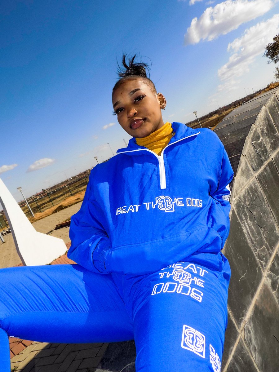 Cheesecurlsza's tweet photo. B.T.O x B-Pulse Tracksuits, now available... Send a DM to order. 📸@SnapTV https://t.co/vaEfspuodZ