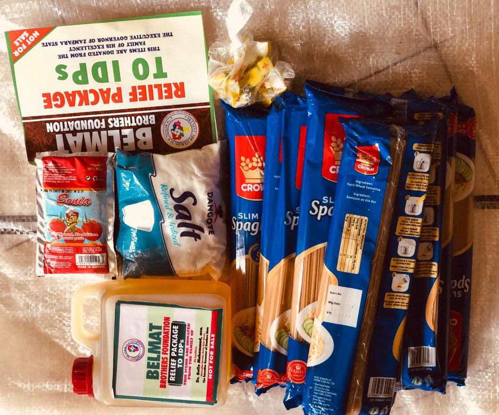 DogoBello's tweet photo. The @BBFoundation_ donated food items to Internally displaced persons in bungudu, maru and other areas in Zamfara state.  Compassion is all it takes to better lives of the needy. Juma’at Mubarak. https://t.co/89HZtPEicZ