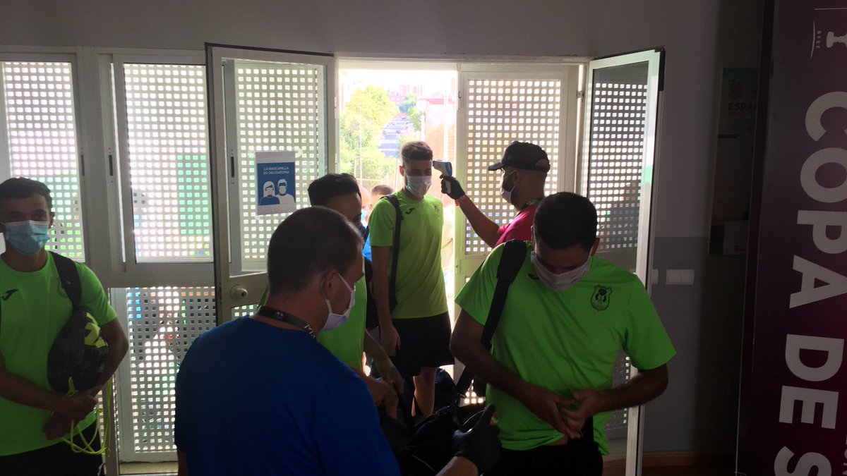 RFAFHuelva's tweet photo. Turno para el @ManzanillaCF1. #PlayOffsRFAF https://t.co/5Wep5ef0oD