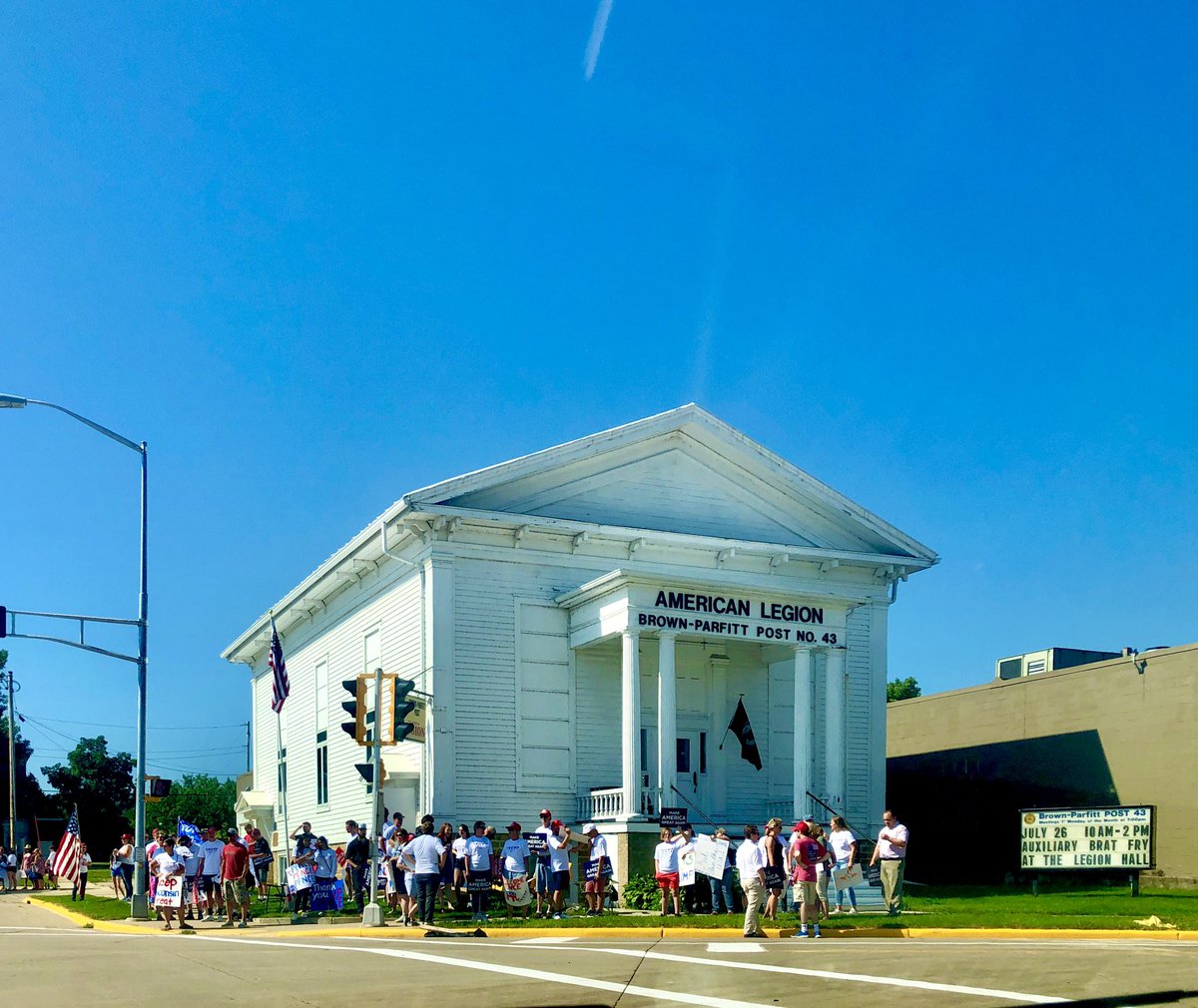 MatthewStorz's tweet photo. @TrumpVictoryWI @Mike_Pence @realDonaldTrump Decent size group for the size of our city and home of #thelittlewhitschoolhouse @BirthplaceofGOP #riponwiproud https://t.co/qoKz85htds