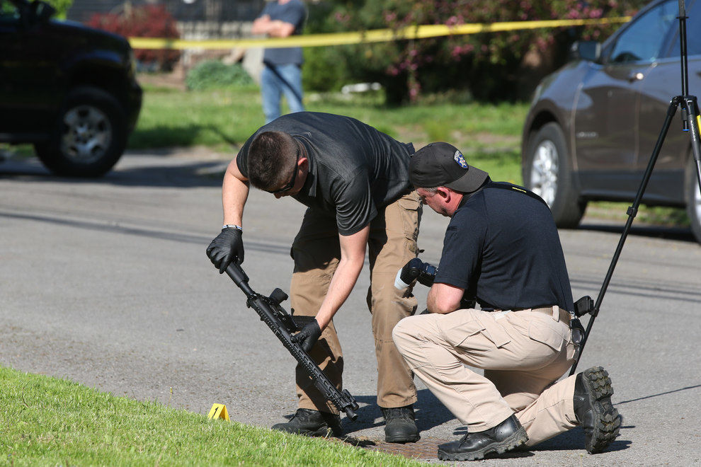 ArmorExpress's tweet image. At the end of the day, this is what it's all about. 

Save 05-26-2020: Det David Ljiljanich, Tonawanda NY PD
Shot multiple times in both the body and his vest (.223); he can return to his family, which includes 3 kids ages 16, 15, and 14.