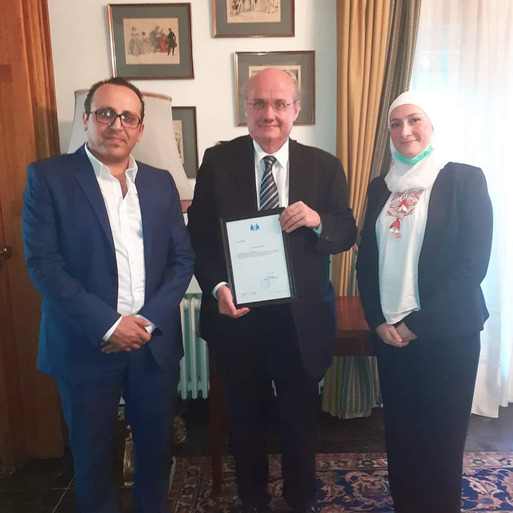 SOS_Children_Sy's tweet photo. All thanks and appreciation to the Austrian consul Mr Hans Peter Glanzer, and our friends at the Austrian consulate for their contribution to support SOS youth who are preparing for their new life as independent and successful young people.
#TogetherWeCan #youthCare #SOS_Syria https://t.co/j5sBPSD5eF