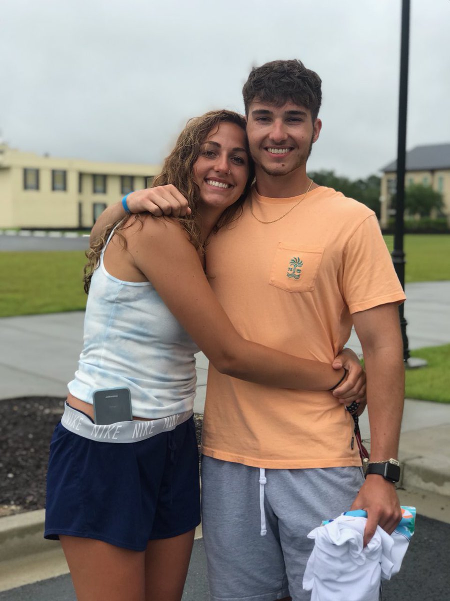 WinansLogan's tweet photo. Happy birthday kid, I hope you have a great day! Always super proud of you, miss you♥️🎉🎁 https://t.co/HKV89z4G9o