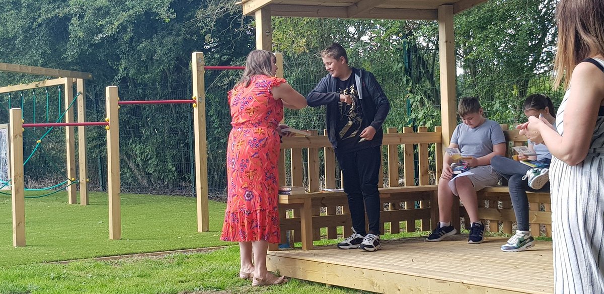 EndeavourClass's tweet image. We started our day with an outdoor leavers assembly for the children to share their memories of their time at Normanby with staff and pupils. @normanbyspital