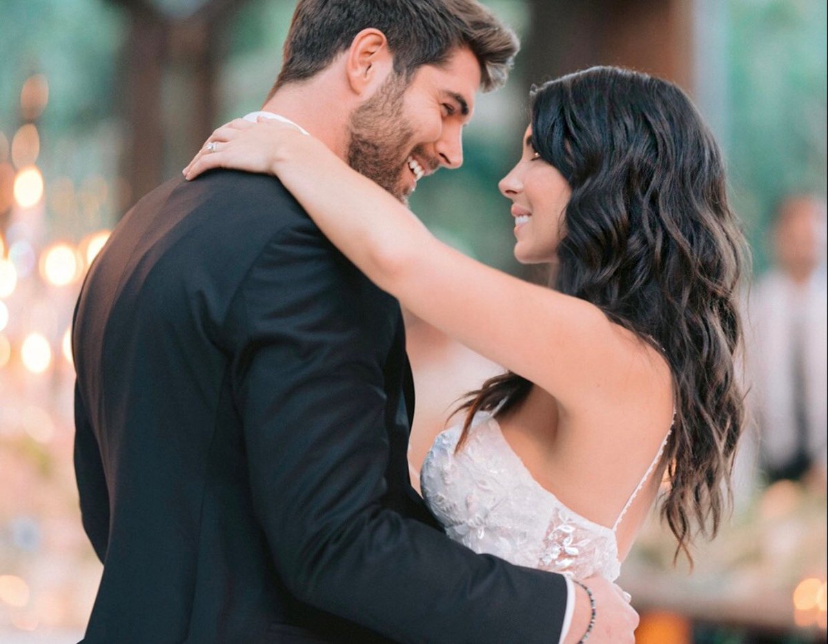 maria__corrigan's tweet photo. One year ago today ✨ Can’t imagine being with anyone else. Love you millions xx @itsNickBateman https://t.co/U49RDU89YK