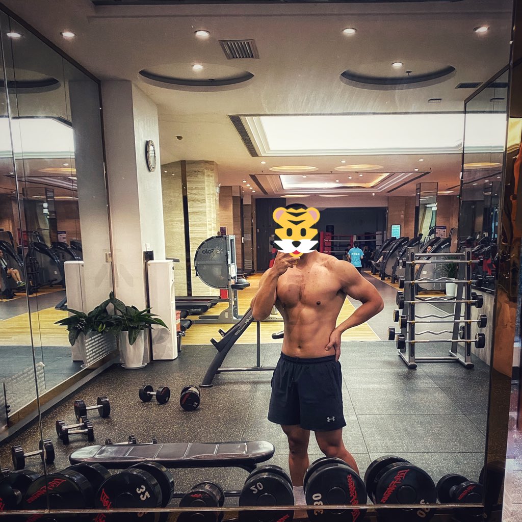 sunbyself's tweet photo. 小脑斧 https://t.co/oCx1SnOVNp