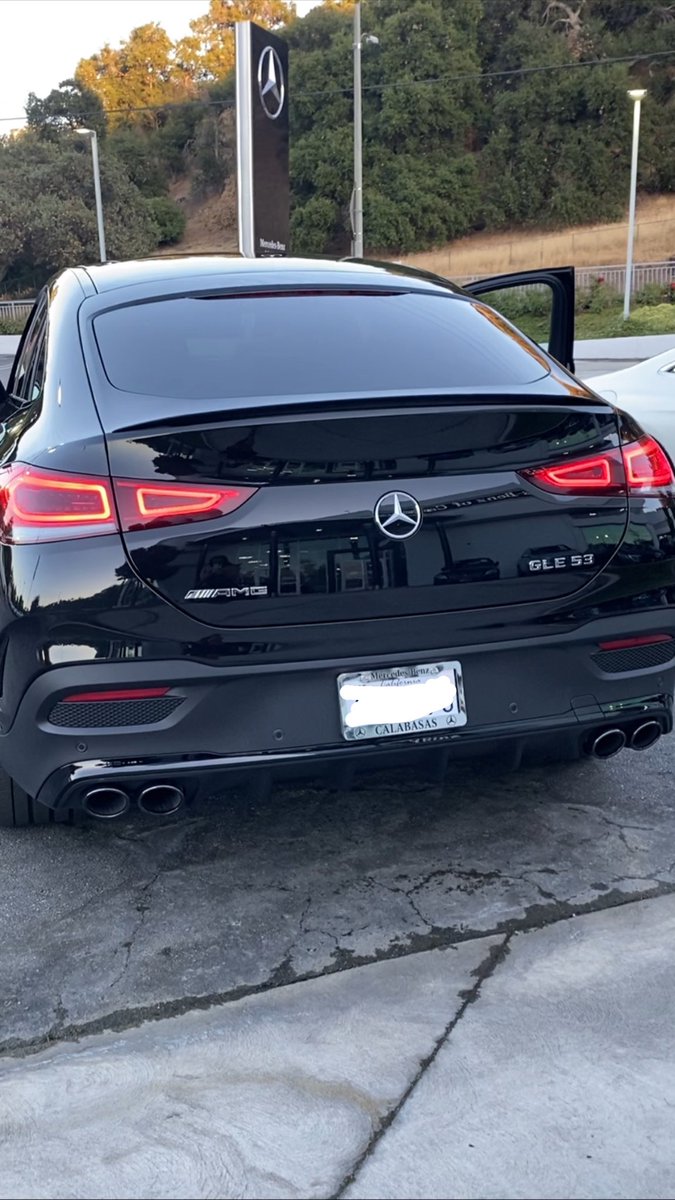 Got a new car yesterday ☺️🖤