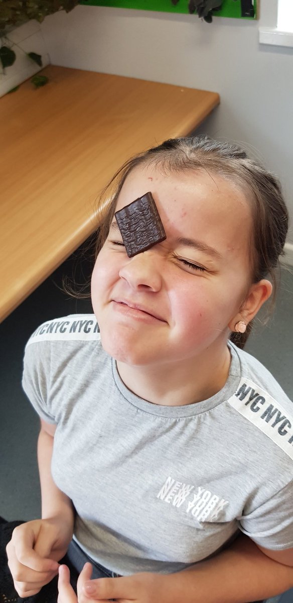 EndeavourClass's tweet image. We had a fun trying to eat chocolate without touching it! @normanbyspital