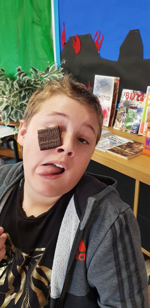 EndeavourClass's tweet image. We had a fun trying to eat chocolate without touching it! @normanbyspital