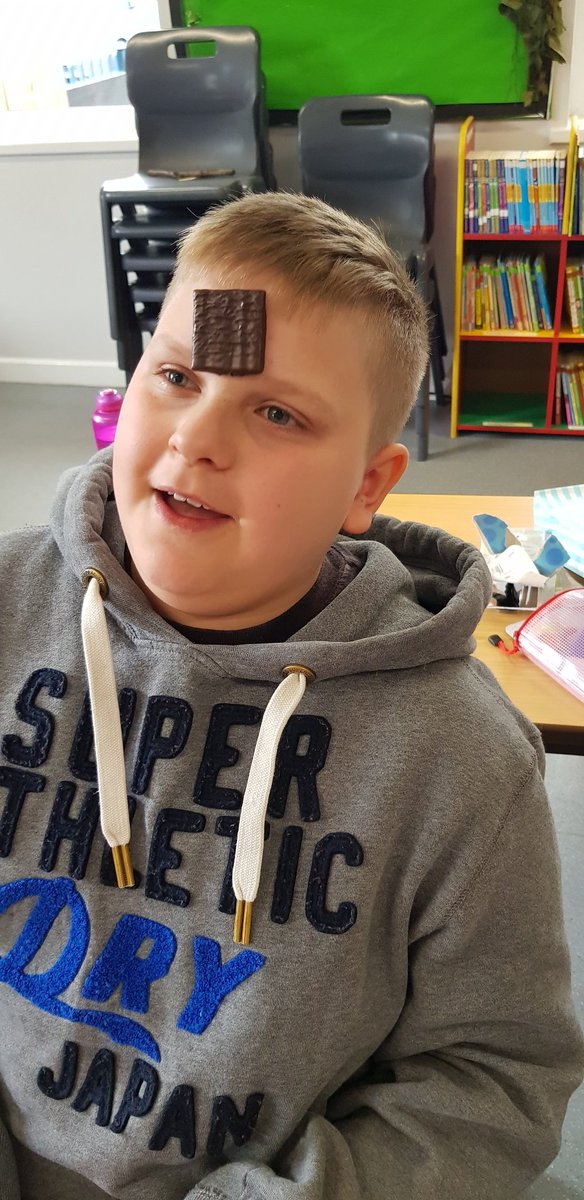 EndeavourClass's tweet image. More fun games #Classof2020 @normanbyspital