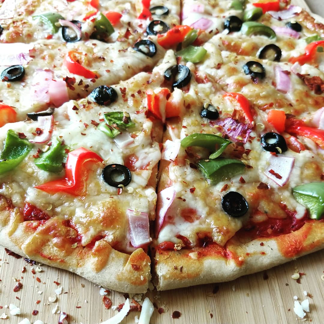 AnnamYumm's tweet photo. Instant Whole wheat pizza/ No Yeast ,No Yogurt, No Proofing.. Just Mix, Roll and Bake.
Video Link :
https://t.co/nuVsd4ChpX https://t.co/vRciDacv3W