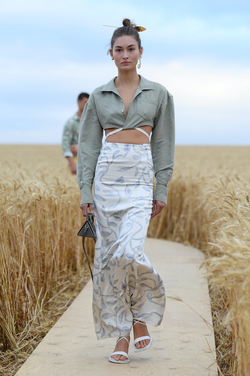 CelenaMorris's tweet photo. JACQUEMUS S/S 2021 https://t.co/m5gSmERs89