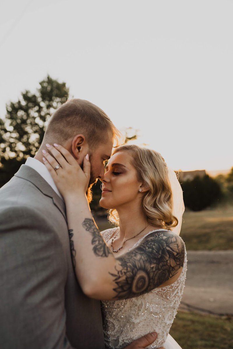 skylardstaley's tweet photo. Because photos were most important to me personally! https://t.co/YPt34H8hA6