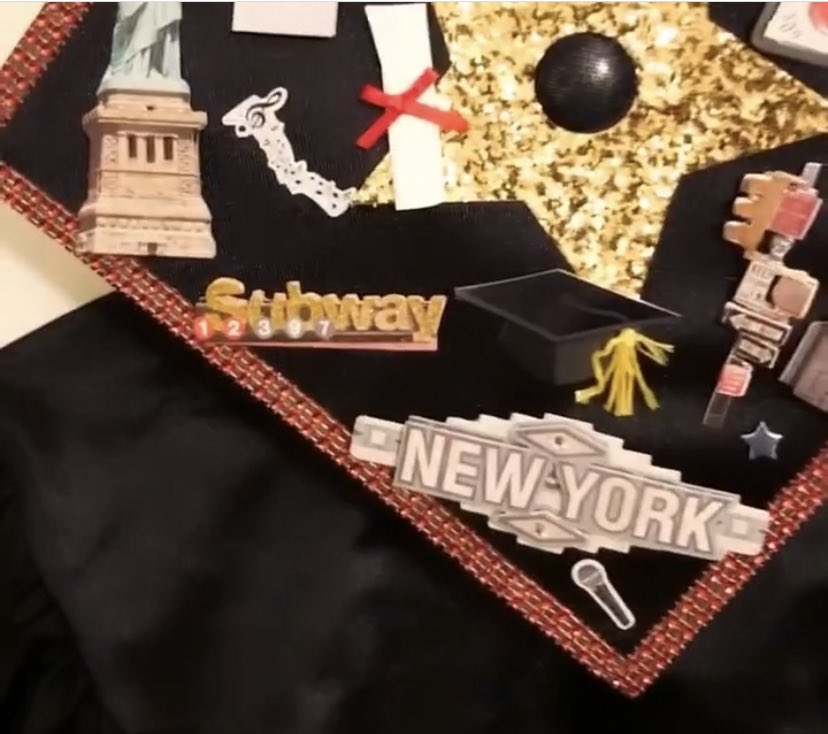 SunnyBaggYo's tweet photo. My cousin was killed last week due to gun violence. Today is his graduation. Iโm still very proud of him. #LONGLIVEMALCOM #classof2020 ๐๐โจ๐ค๐๐ฝ https://t.co/8tOQBfGGb5