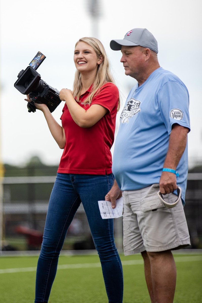 MimsCourtney's tweet photo. I love my job and these are just some of my favorite pictures taken of me doing my thing #womeninsports https://t.co/3ch89Eri9U