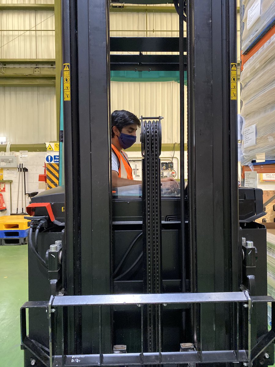RajivSPatel's tweet photo. Listing this under things Iโd never thought Iโd say... โI am now a licensed forklift truck driverโ. Have a great weekend folks!! ๐๐พ๐๐พ๐ #anotherstringtothebow #forkliftdriving https://t.co/VlXAASwv22