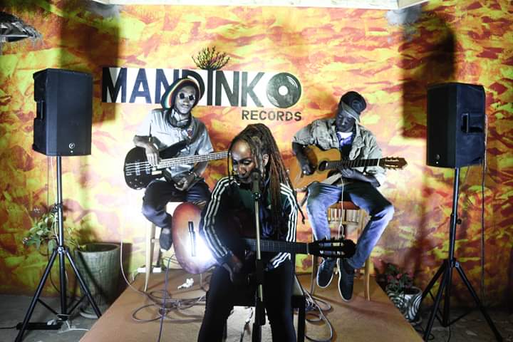 BerouZion10's tweet photo. #Empress_Celyah - Easy Skanking 
[ Bob Marley Acoustic Cover ]
https://t.co/kRF1UsyeQN
@MandinkoRecords @Reggaetop1 https://t.co/72zWTLAiIk