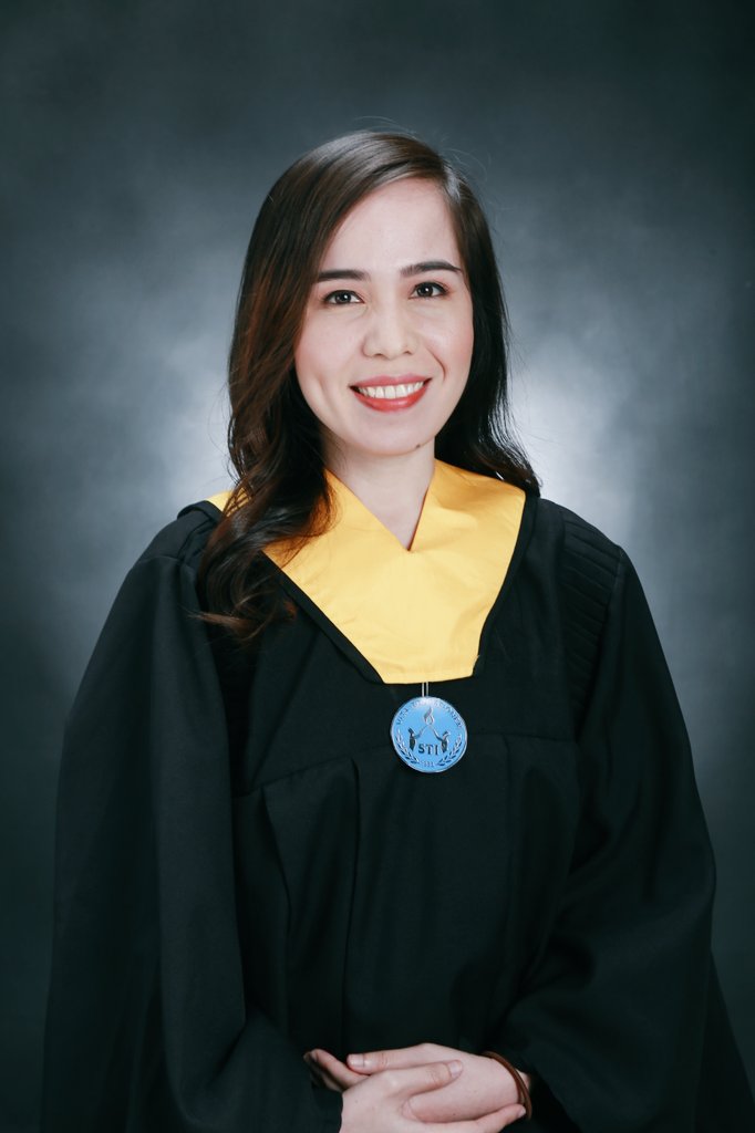 graceCee27's tweet photo. Tamang subok lang ng editing skill.

#pregraduation
#delinquente https://t.co/01yE6h8x47