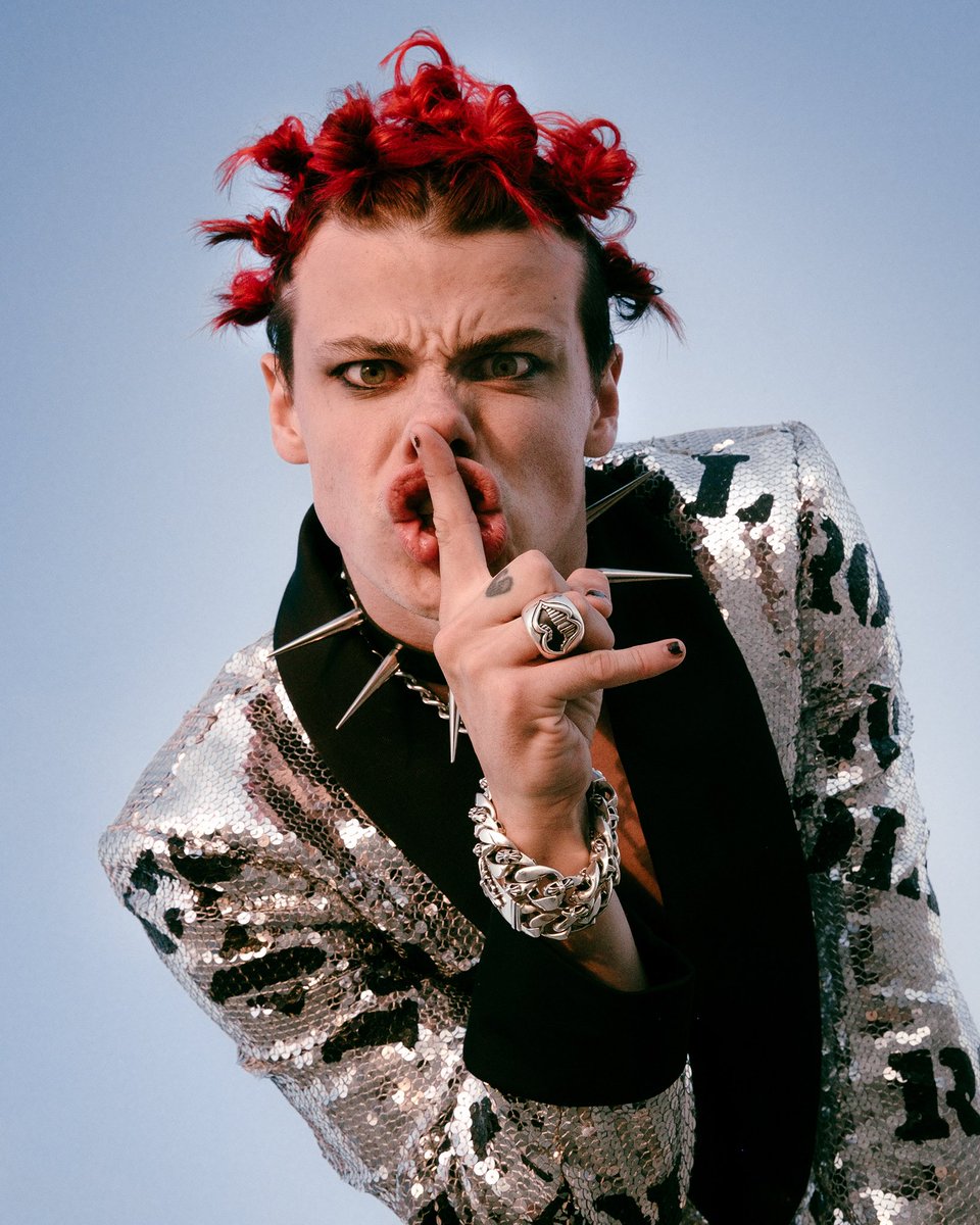 now is a time to be accepted for being different, in different shades, different colors, different sexualities, different thought processes, different ways of of expression. we are the future and we ain’t gonna be quiet about it. our reality, our truth, our future. 🖤🖤🖤<a href="/VMAN/">VMAN Magazine</a>