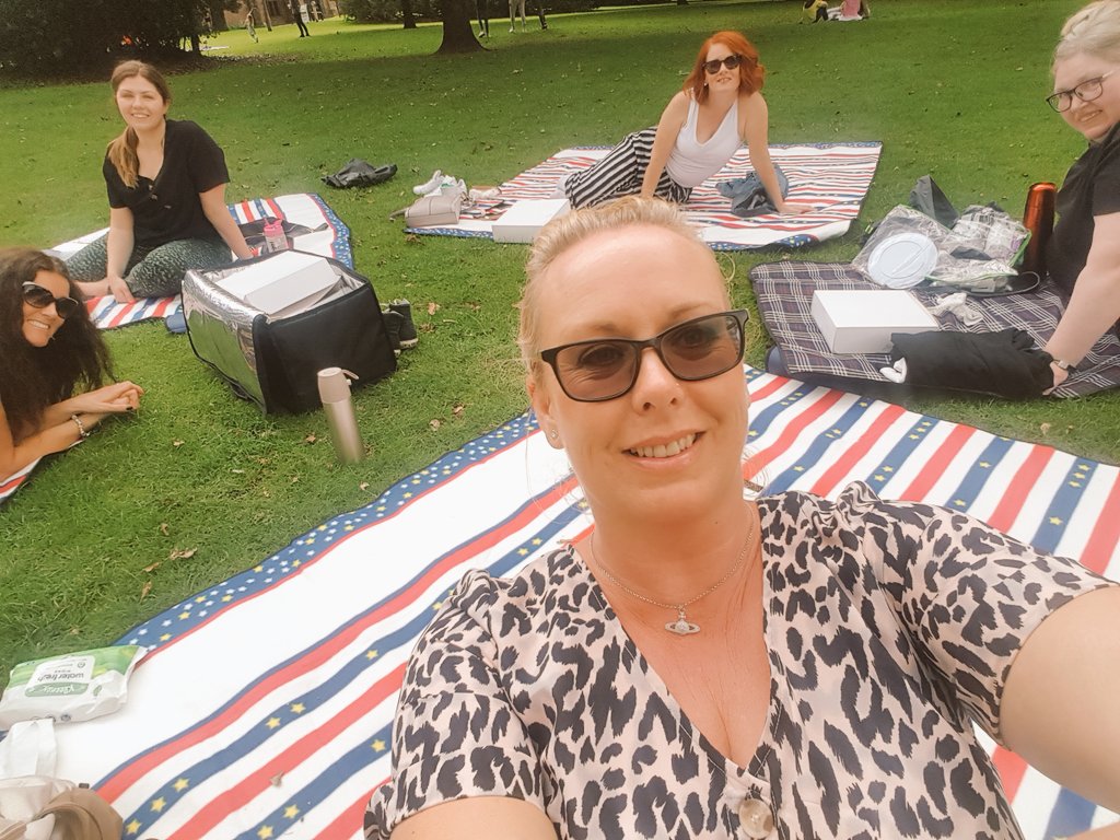 KellyKellymcox's tweet photo. It's been over 17 weeks since we've been together face to face. So lovely to be back together.πππ€
#PauseStHelens
#teamawayday
#sociallydistanced
@PauseOrg @sthelenscouncil https://t.co/VEMFIFzkaW