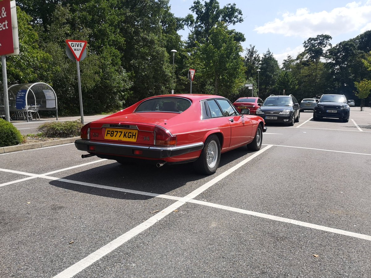UkClassics's tweet photo. It's a Jaaaaaag. #XJS #classiccars #carsnapped https://t.co/SsTYsQPhmW