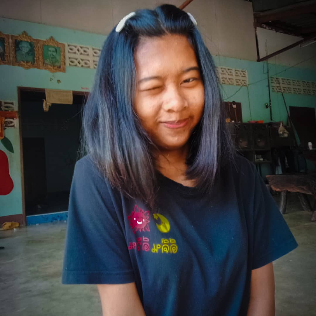 oneorone5's tweet photo. ถึงผิวดำ แต่แหวกหอกมา แม่เจ้า ยังซิง.
555 https://t.co/5ZFciiJLfK