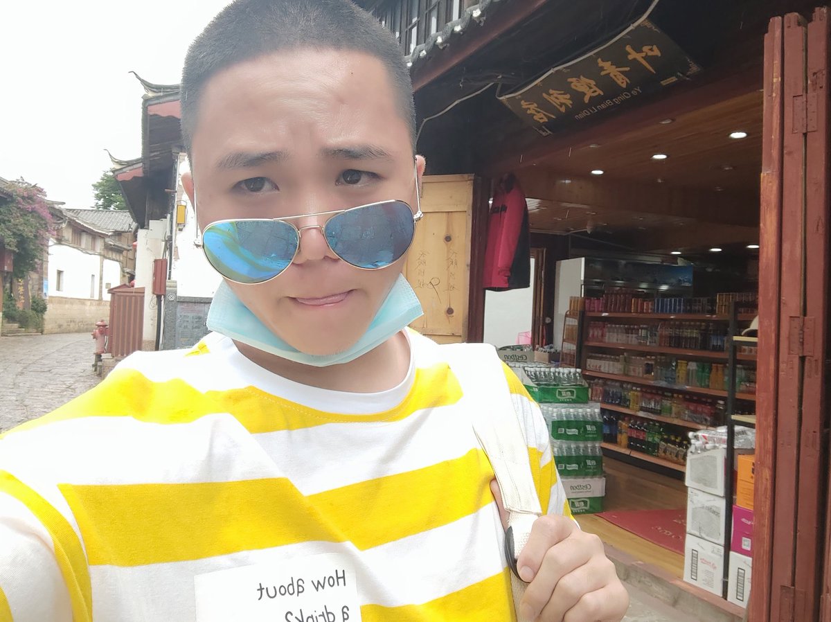 做爱缺人，做人缺爱