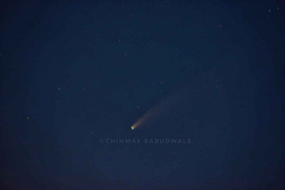 chinmay7102000's tweet photo. Comet NEOWISE from my City Jalgaon.
#neowise #neowisecomet #comet #nightskyphotography #nightsky #natureiger #maharahshtra #india #jalgaon #india #stars #nightsky #starphotography #nightskyphotography #nikon #shotonnikon #asknasa #nasa #isro #c/2020 #F3j #astrophotography https://t.co/mTmK7gUIVw