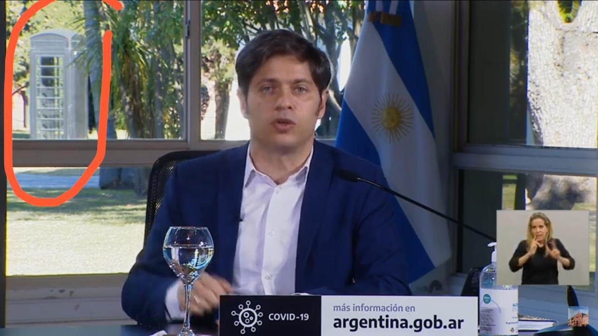 lau_varsky's tweet photo. Necesito una explicación. https://t.co/FGRG98GJyJ