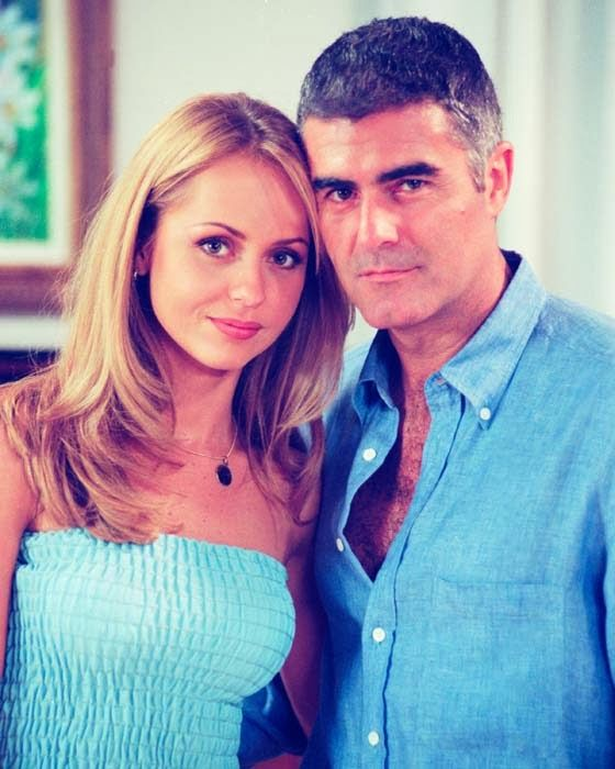 📸📹💟🌺#PorTuAmor 

Ano:1999
Elenco:#GabiSpanic #SaulLisazo #MargaritaMagana